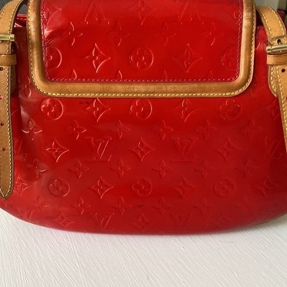 Louis Vuitton Red Leather Monogram Biscayne Bay Vernis GM Stunning Beauty - Picture 5 of 16